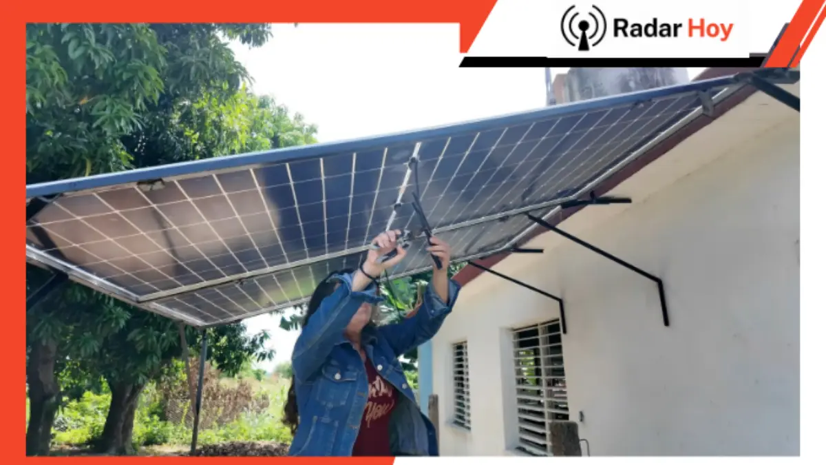 Techos Solares 2026: baja tu luz hasta 70% con paneles gratis